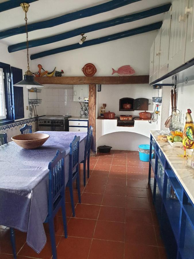 Sondela Self Catering Villa São Martinho do Porto Exteriör bild
