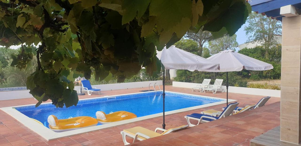 Sondela Self Catering Villa São Martinho do Porto Exteriör bild
